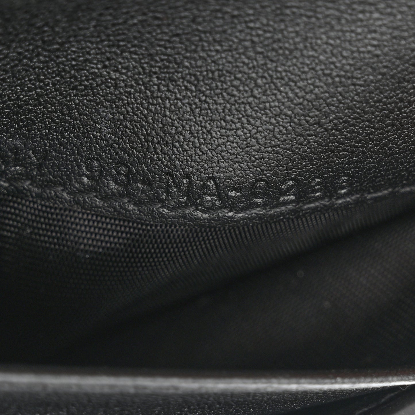 Grained Calfskin Supple Cannage Caro Dahlia Wallet Black