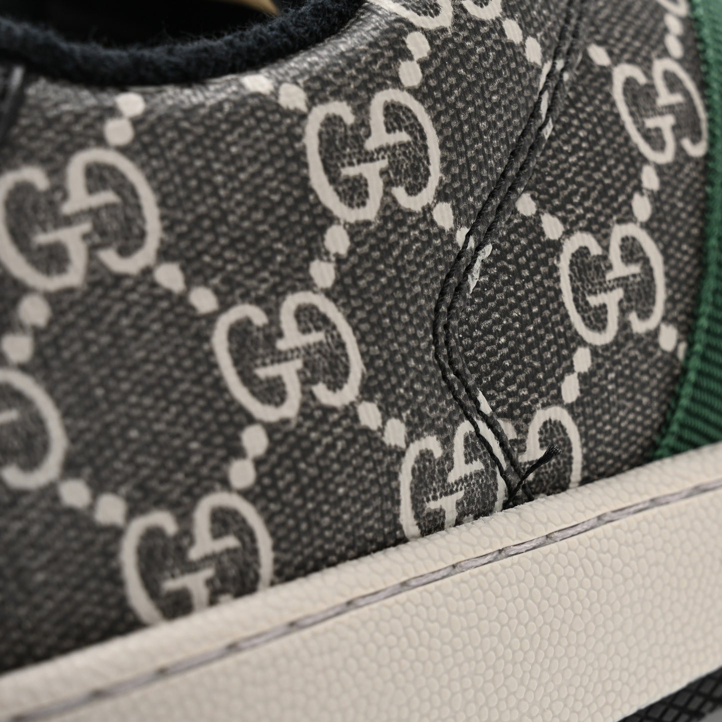 GG Supreme Monogram Miro Soft Calfskin Web Mens Screener Sneakers 8.5 Black Grey Sky
