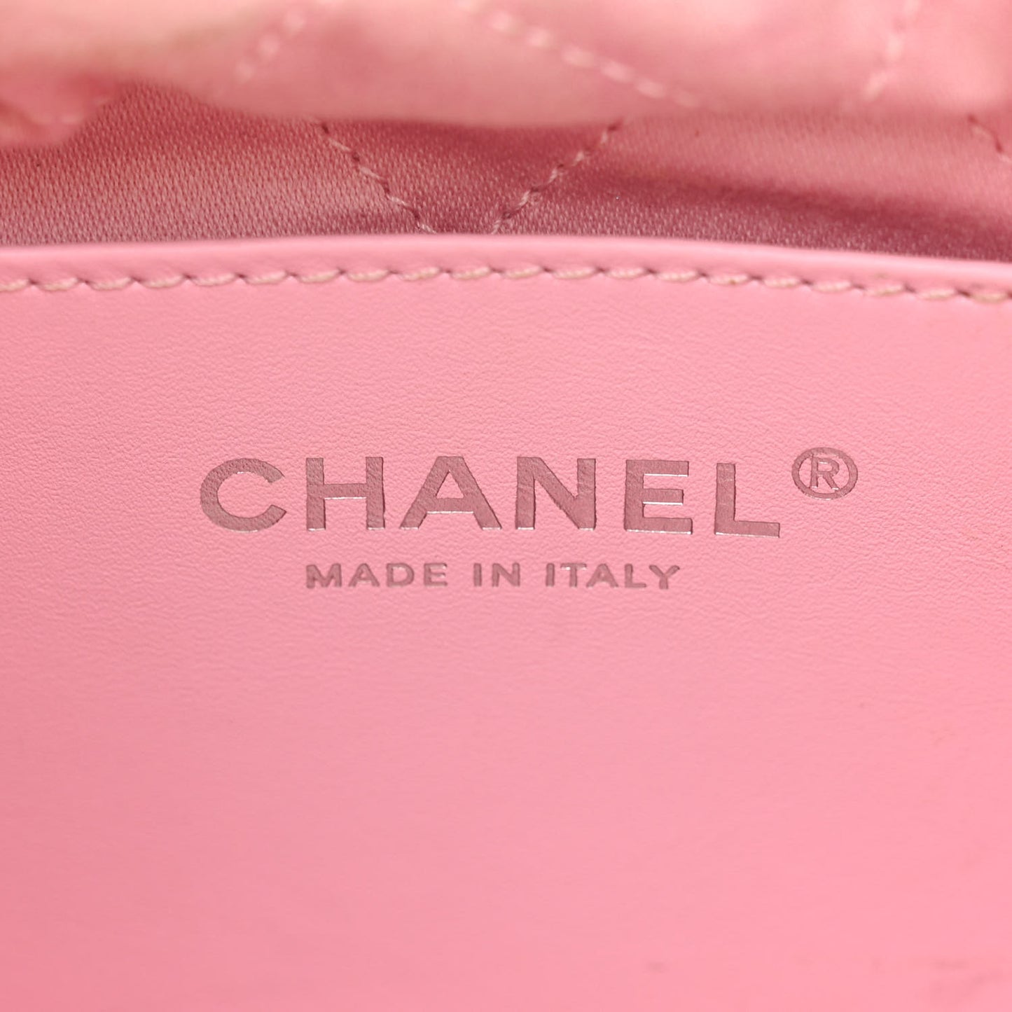 Patent Gradient Calfskin Quilted Mini Chanel 22 White Light Pink