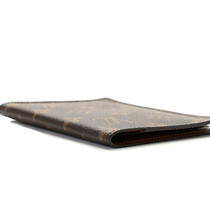 Louis Vuitton Monogram Passport Cover 4 of 7