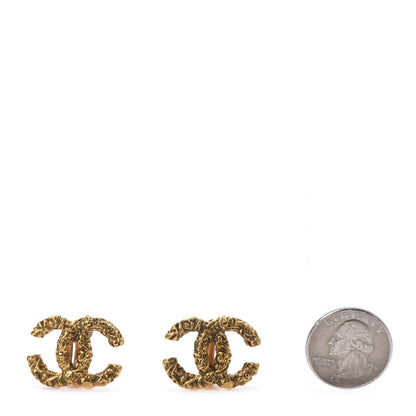 Chanel Textured CC Clip On Earrings Gold 2 of 5
