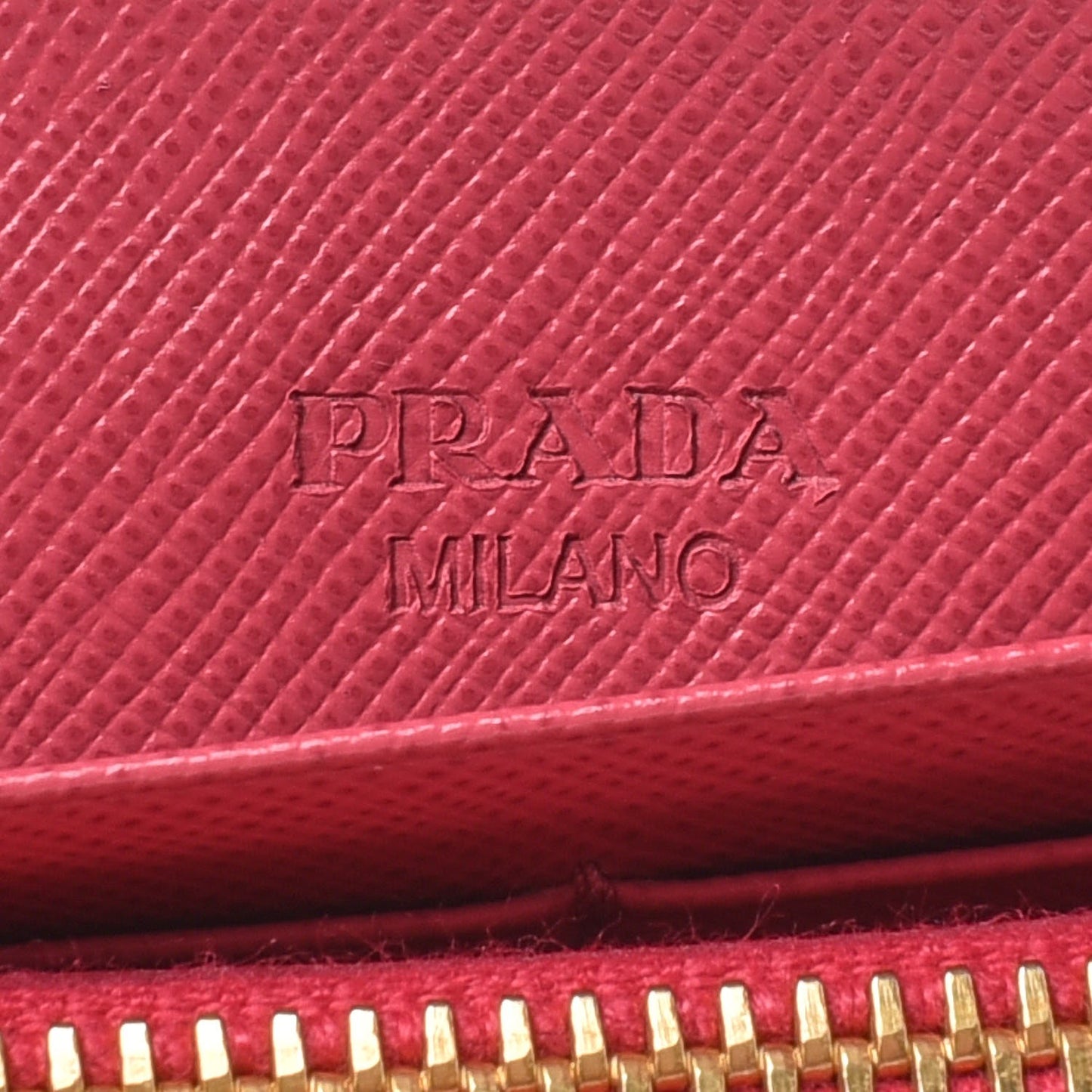 Saffiano Colour Continental Flap Wallet Black Peonia