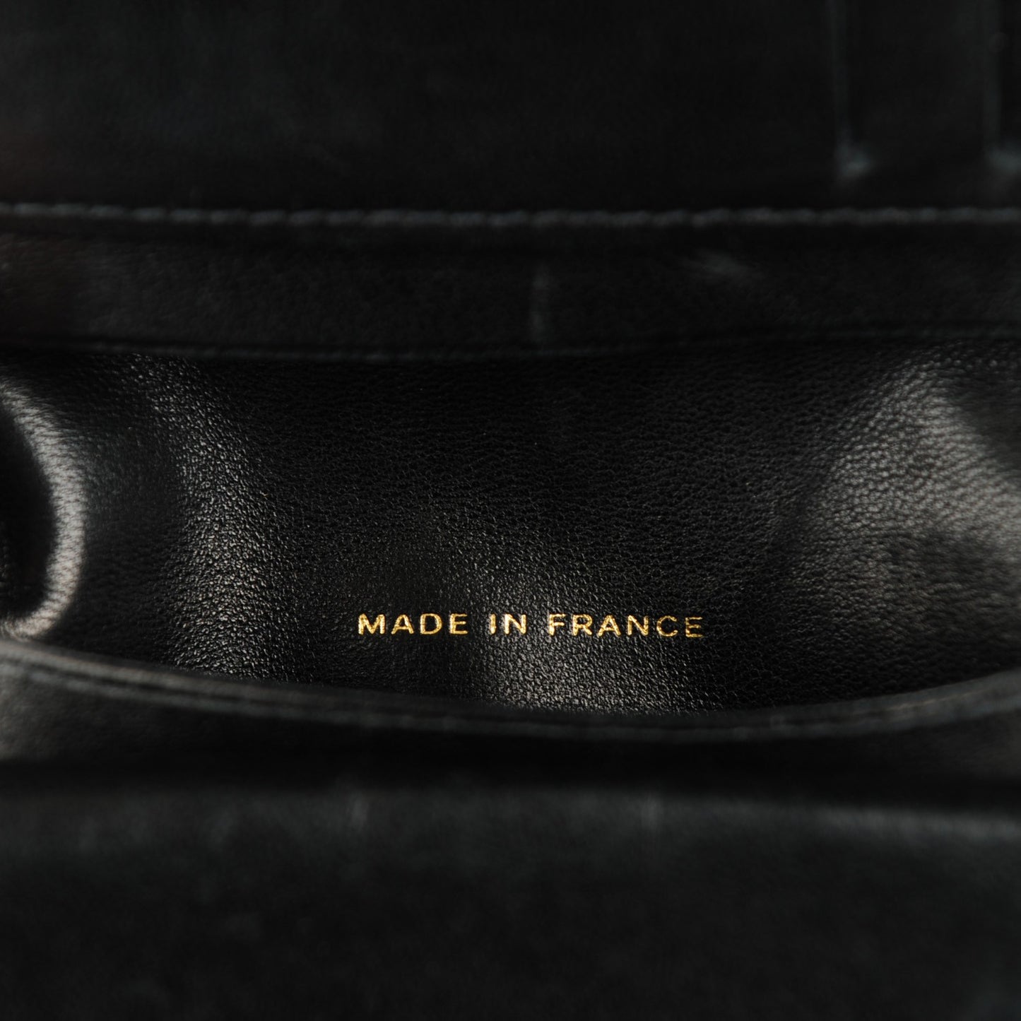 Caviar Bi-fold Timeless CC Wallet Black