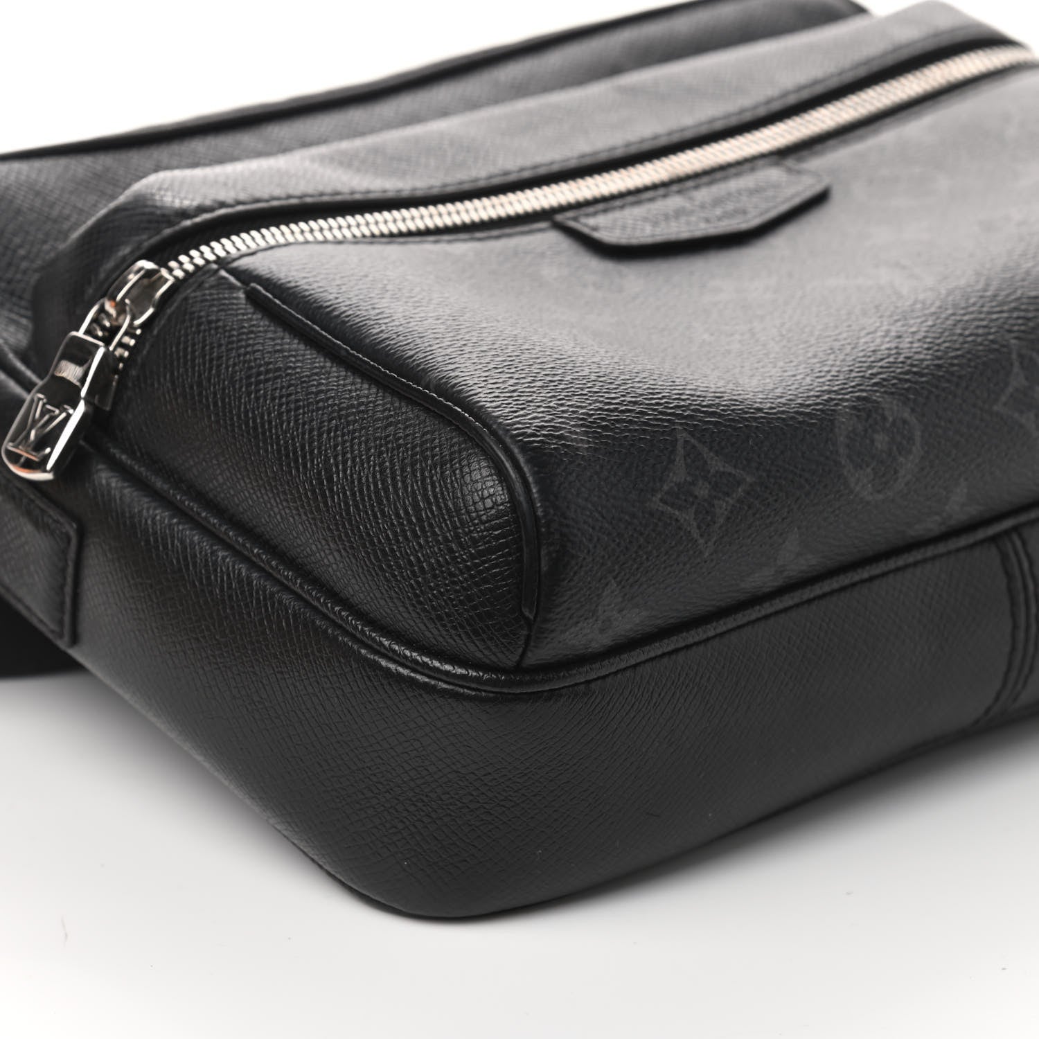 Louis Vuitton Taiga Monogram Eclipse Outdoor Messenger Black 7 of 8