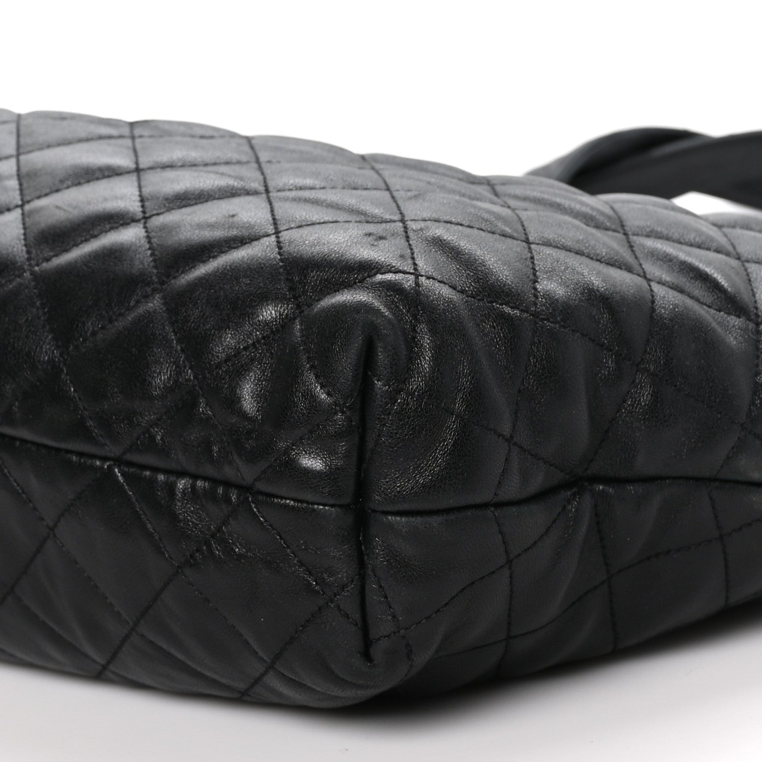 Saint Laurent Lambskin Quilted Maxi Icare Shopping Tote Black 10 of 11
