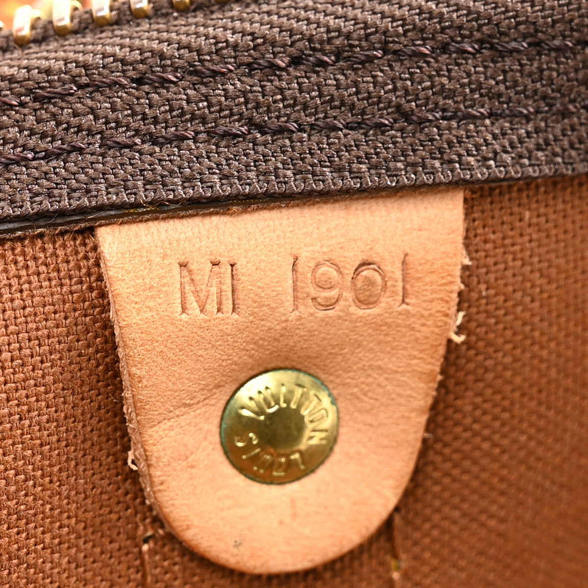 Louis Vuitton Monogram Keepall 60 6 of 14