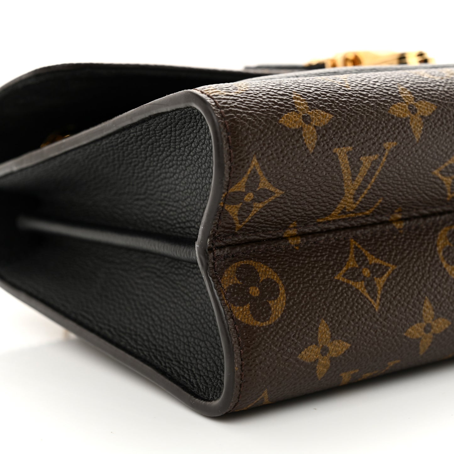 Monogram Victoire Black