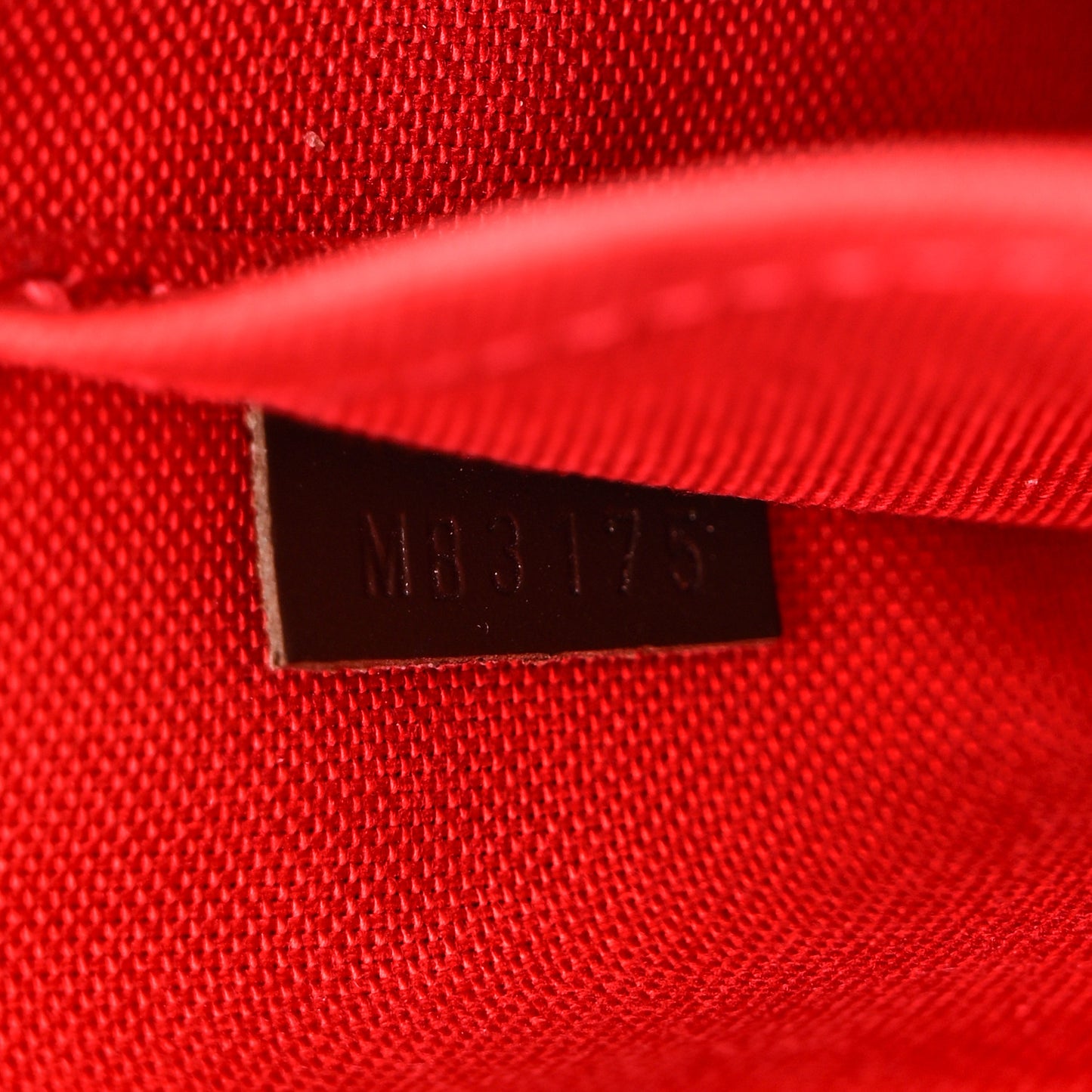 Damier Ebene Pochette Accessories NM