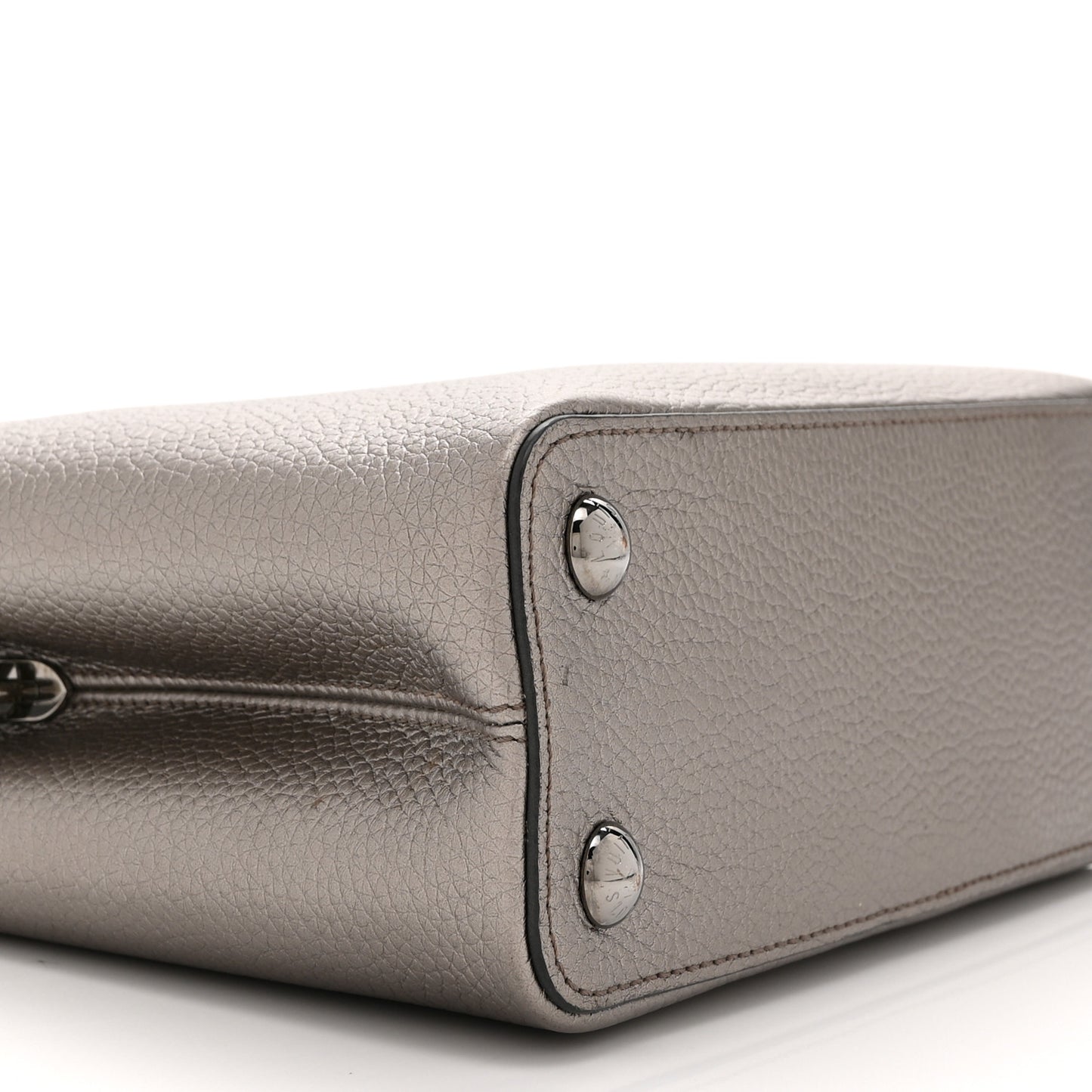 Metallic Calfskin Capucines BB Etain