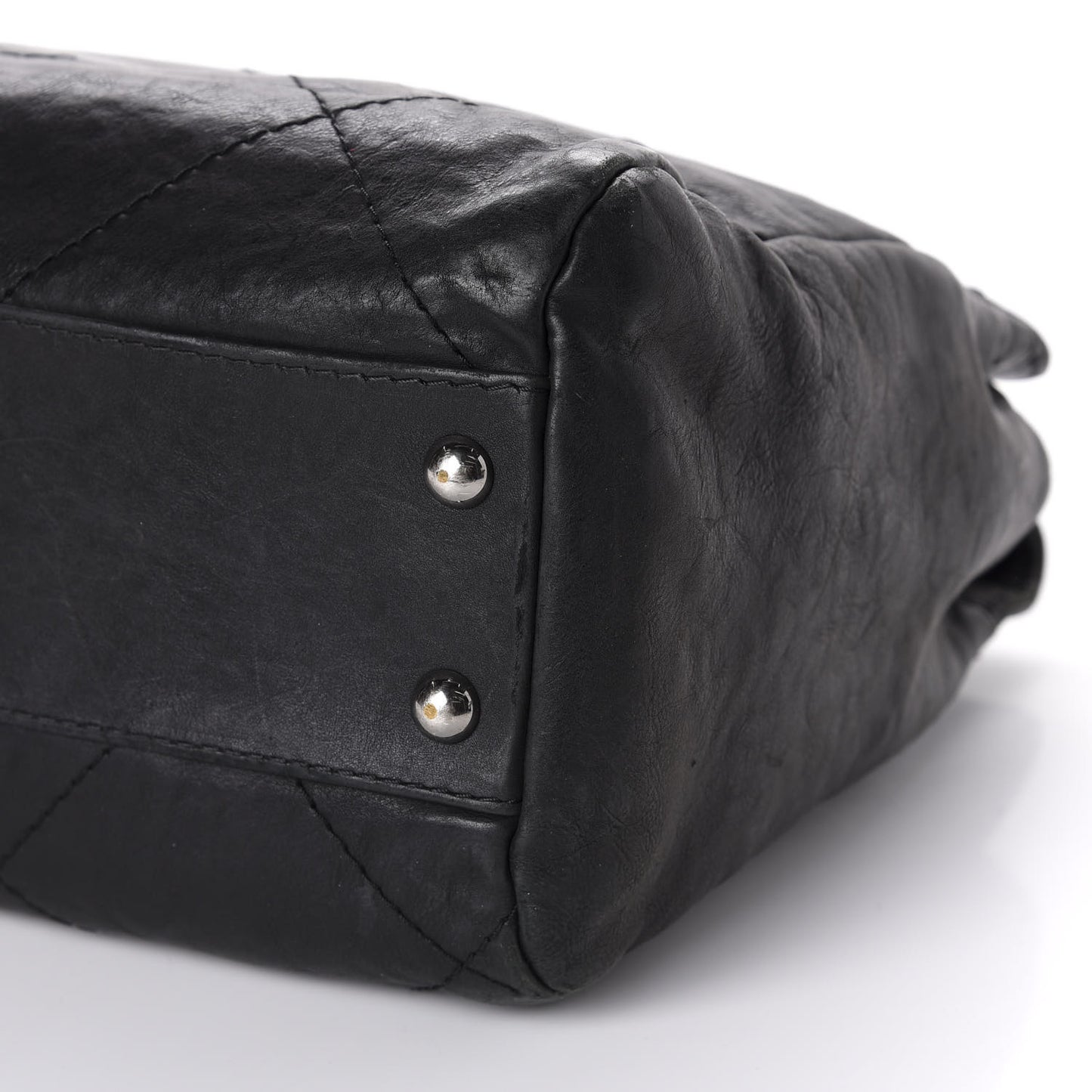 Washed Calfskin Diamond Stitch Large Hamptons Shopping Tote Black