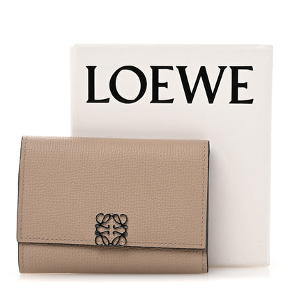 Loewe Pebble Grain Calfskin Anagram Small Vertical Wallet Sand 9 of 9