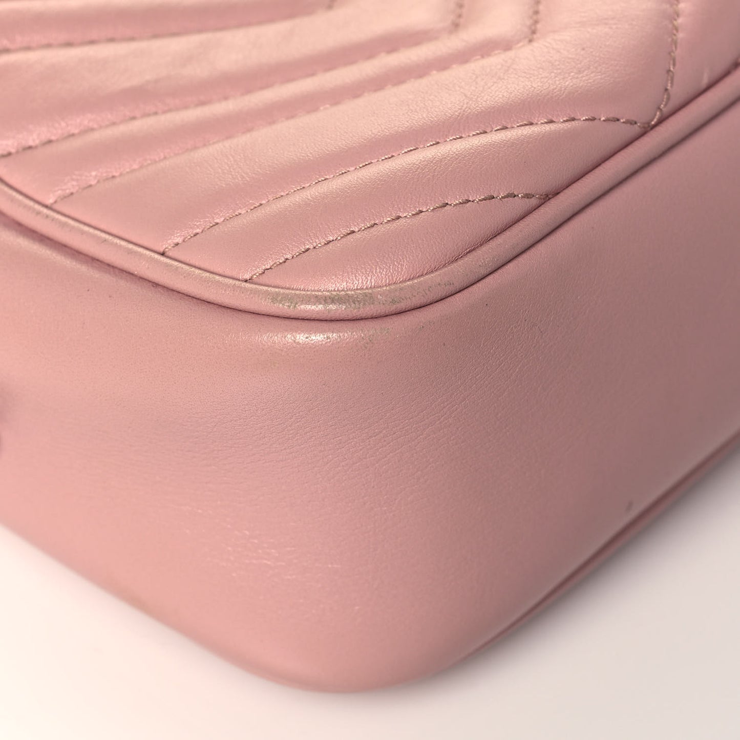 Calfskin Matelasse Small GG Marmont Chain Shoulder Bag Perfect Pink