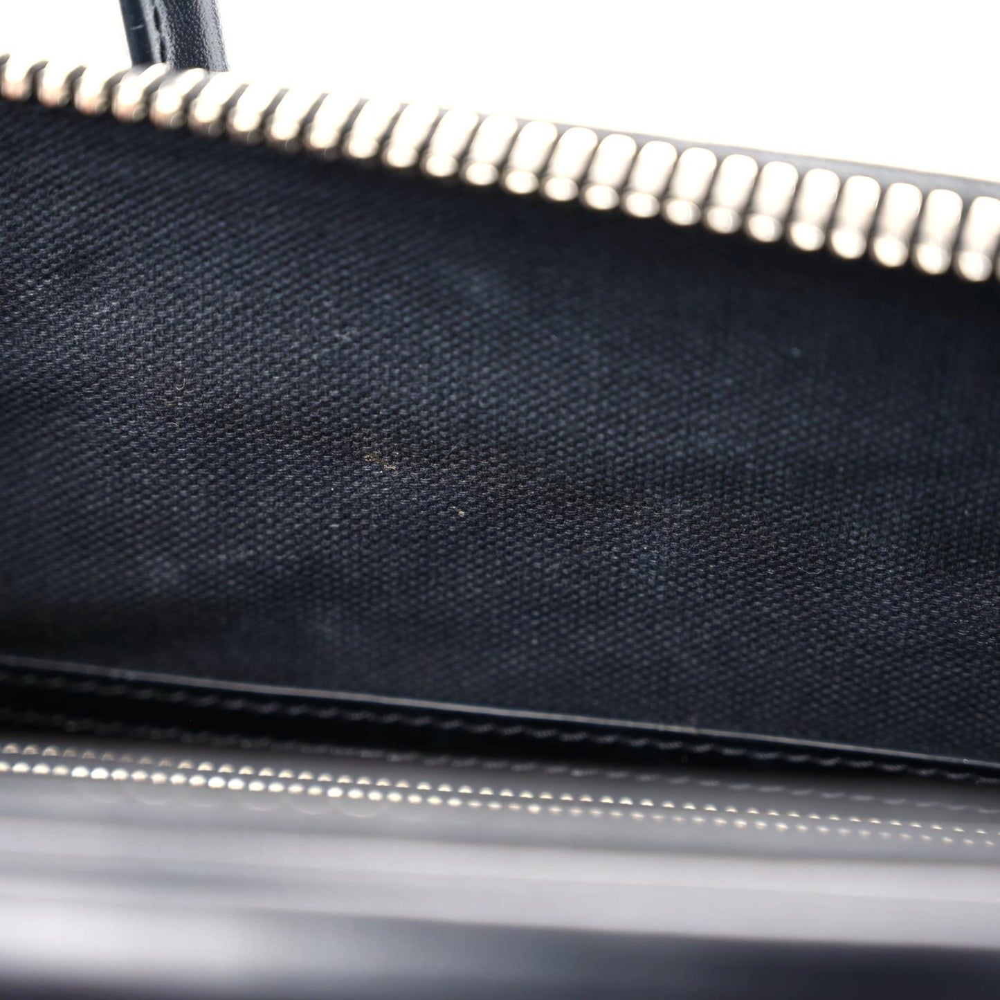 Shiny Lord Calfskin Small Antigona Black