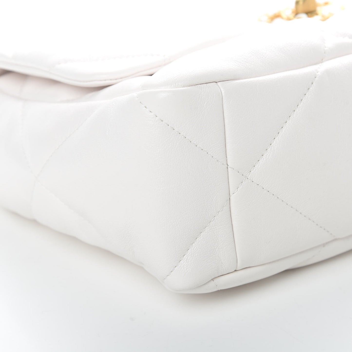 Lambskin Quilted Large 19 Flap White
