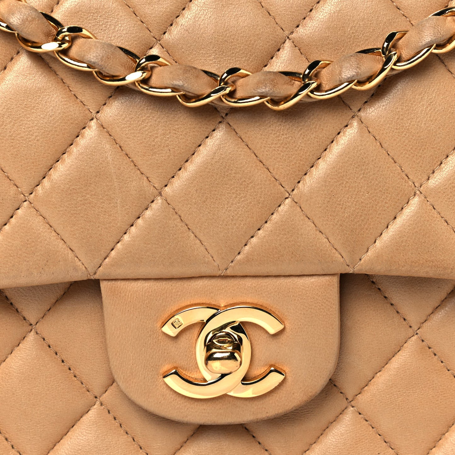 Lambskin Quilted Medium Double Flap Beige