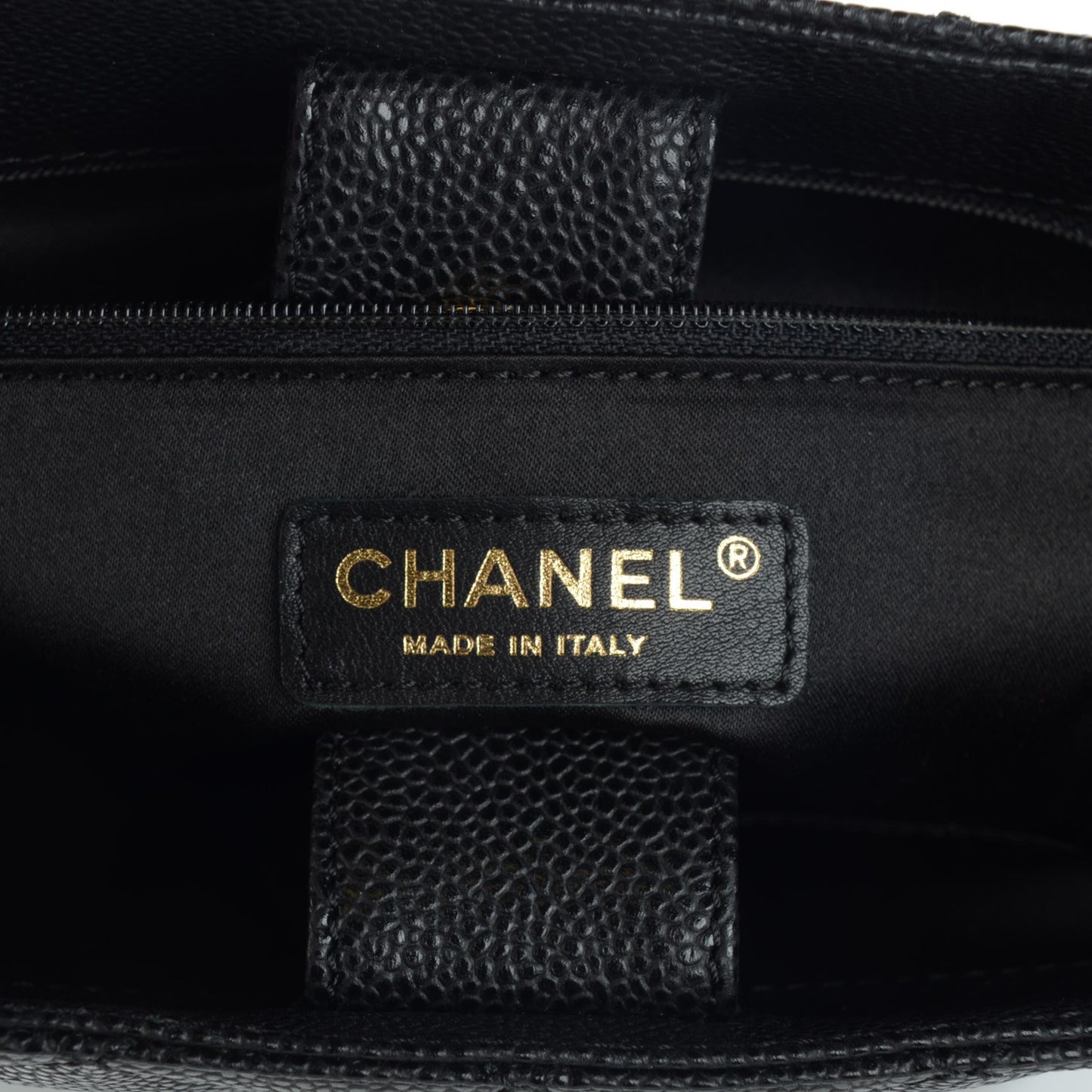 Caviar Quilted Petit Shopping Tote PST Black