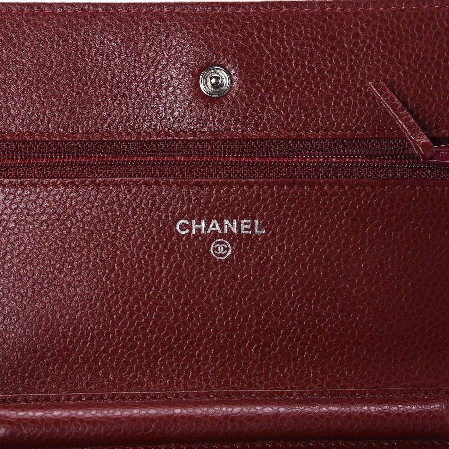 Caviar Quilted Wallet On Chain WOC Red