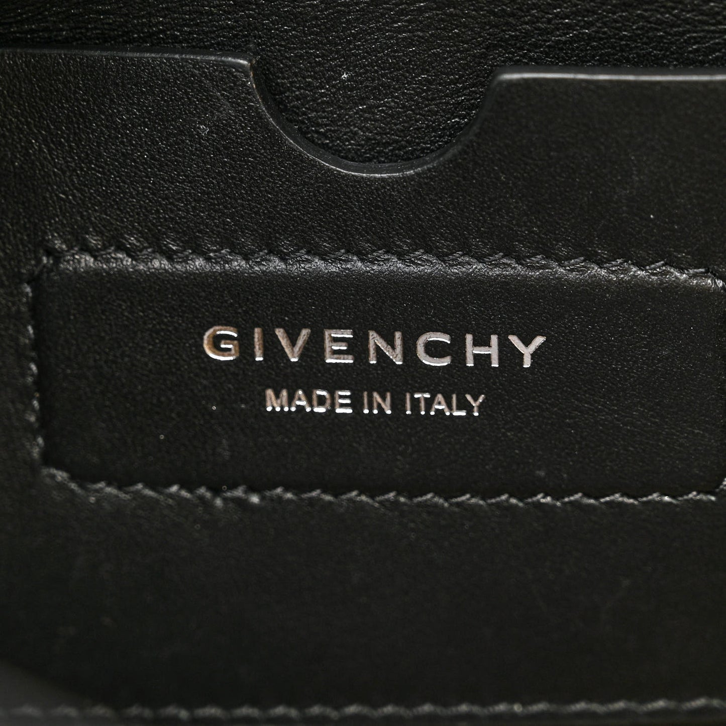 Smooth Calfskin Small Soft Antigona Black