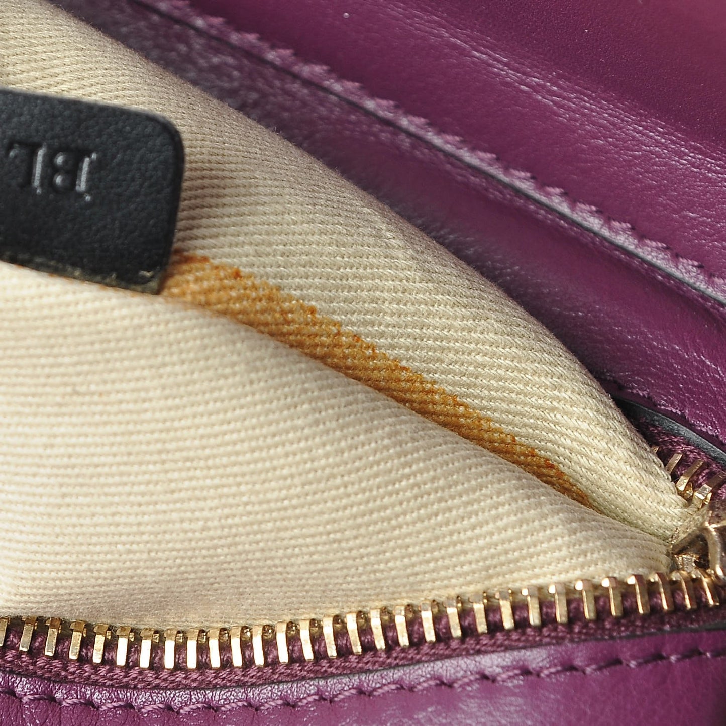 Vitello Medium Rockstud Tote Grape