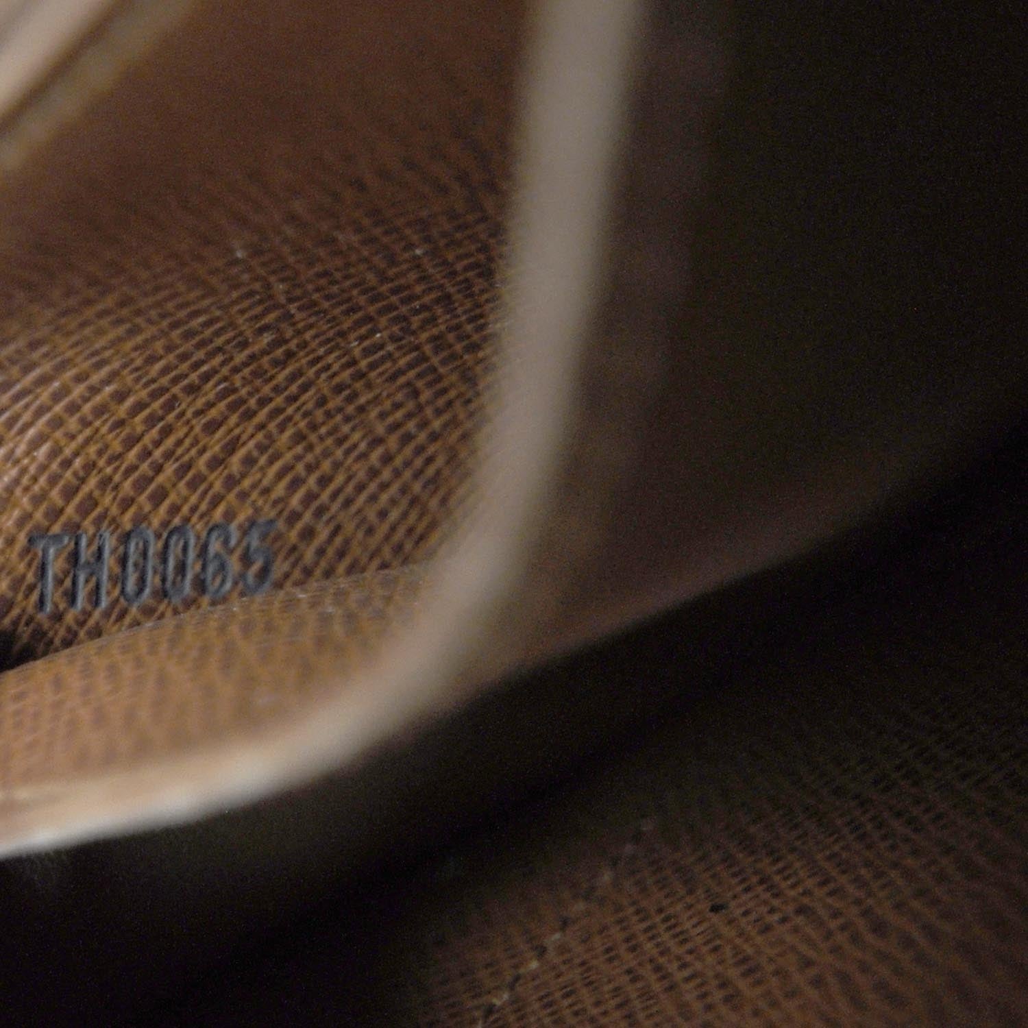 Louis Vuitton Monogram Accordeon Wallet 8 of 8
