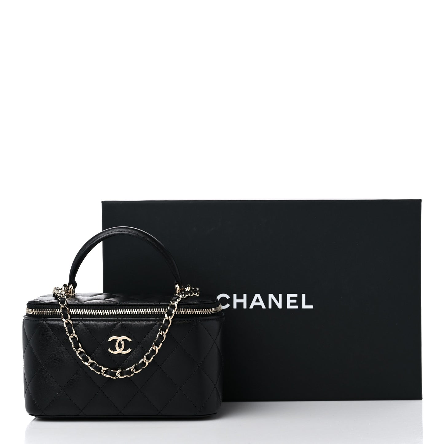 Lambskin Quilted Small Top Handle Vanity Case With Chain Black