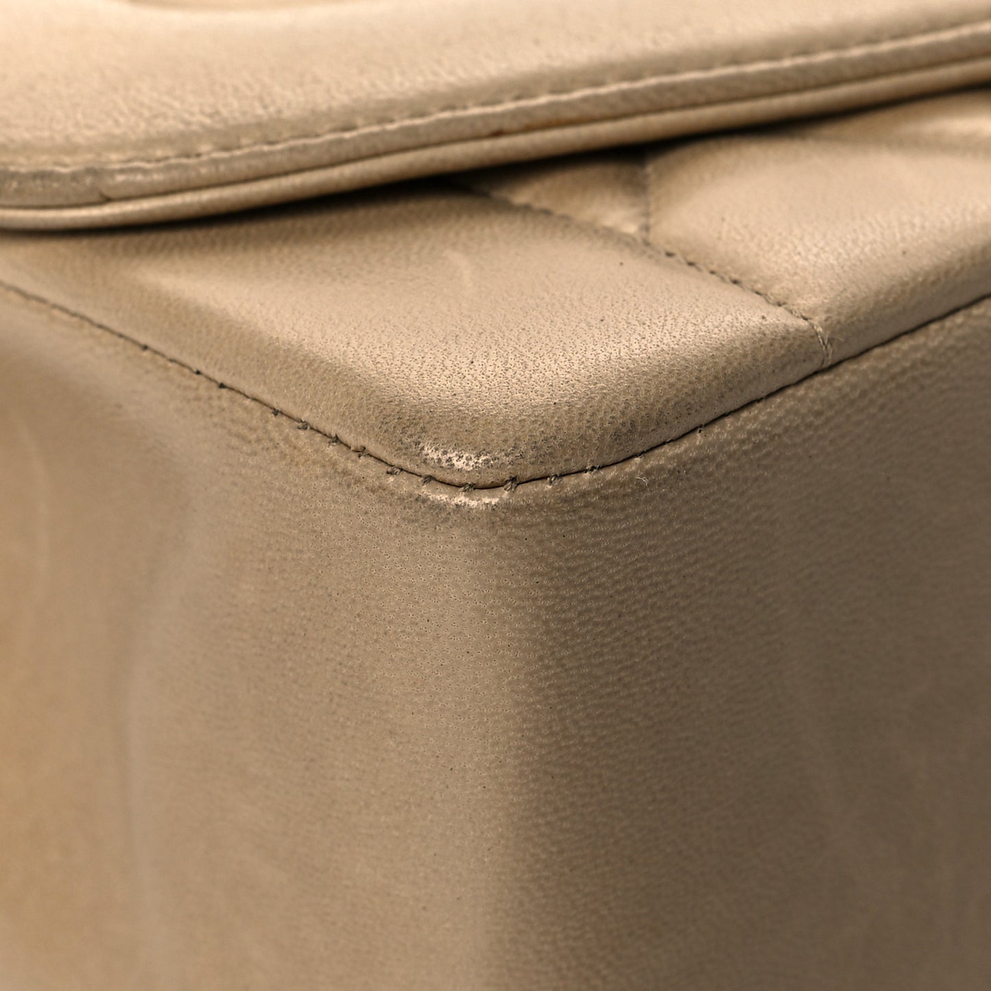 Lambskin Quilted Medium Single Flap Beige