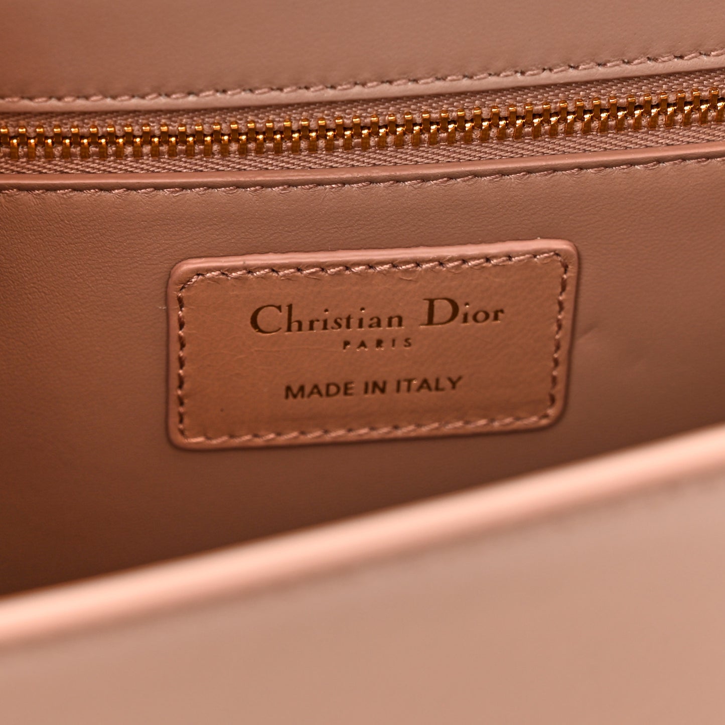 Shiny Crinkled Lambskin 30 Montaigne Flap Bag Fard
