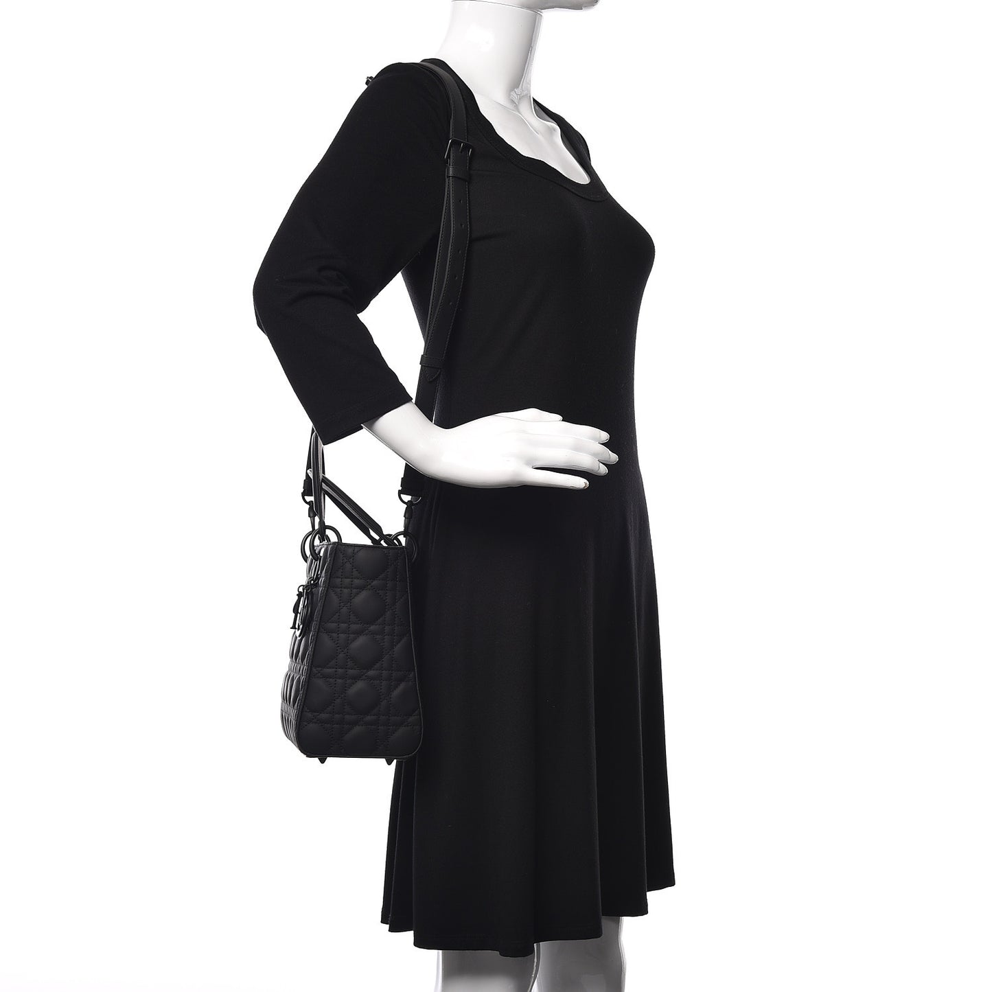 Ultra Matte Calfskin Cannage Medium Lady Dior Black