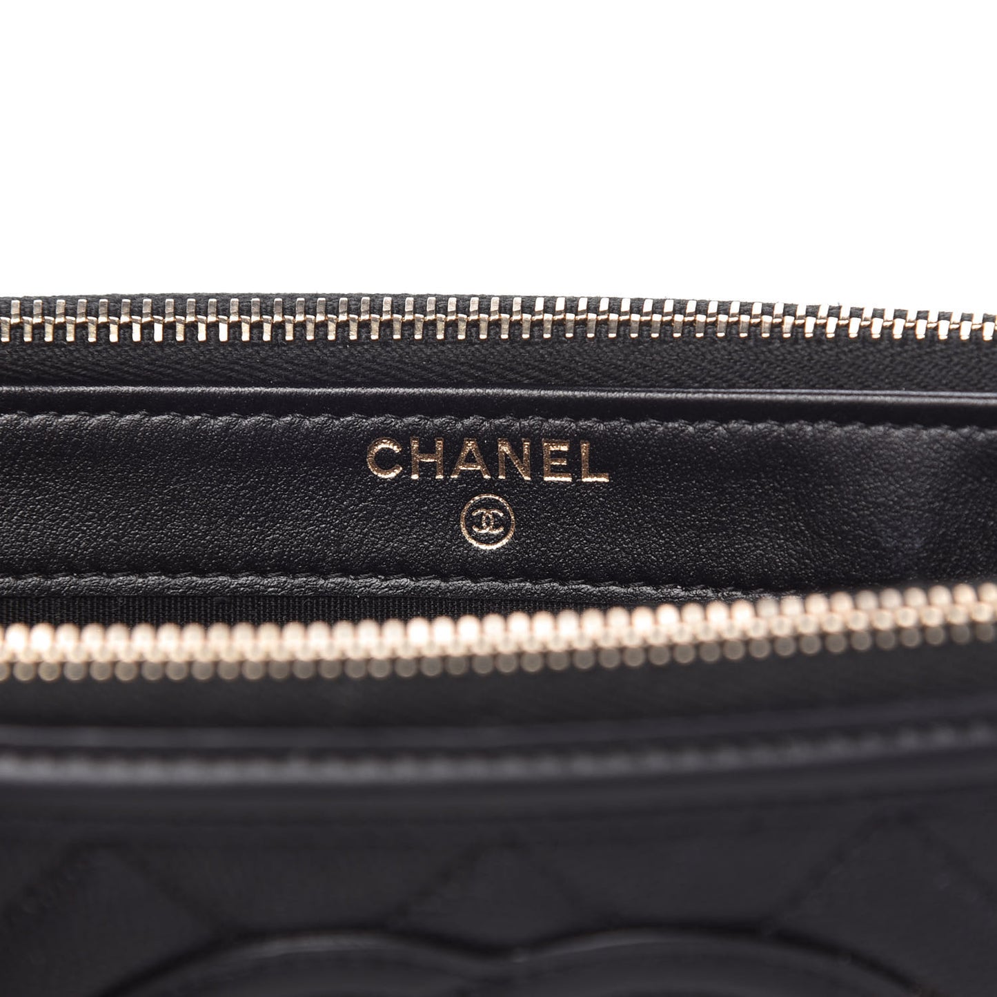 Caviar Quilted CC Filigree Clutch With Chain Black
