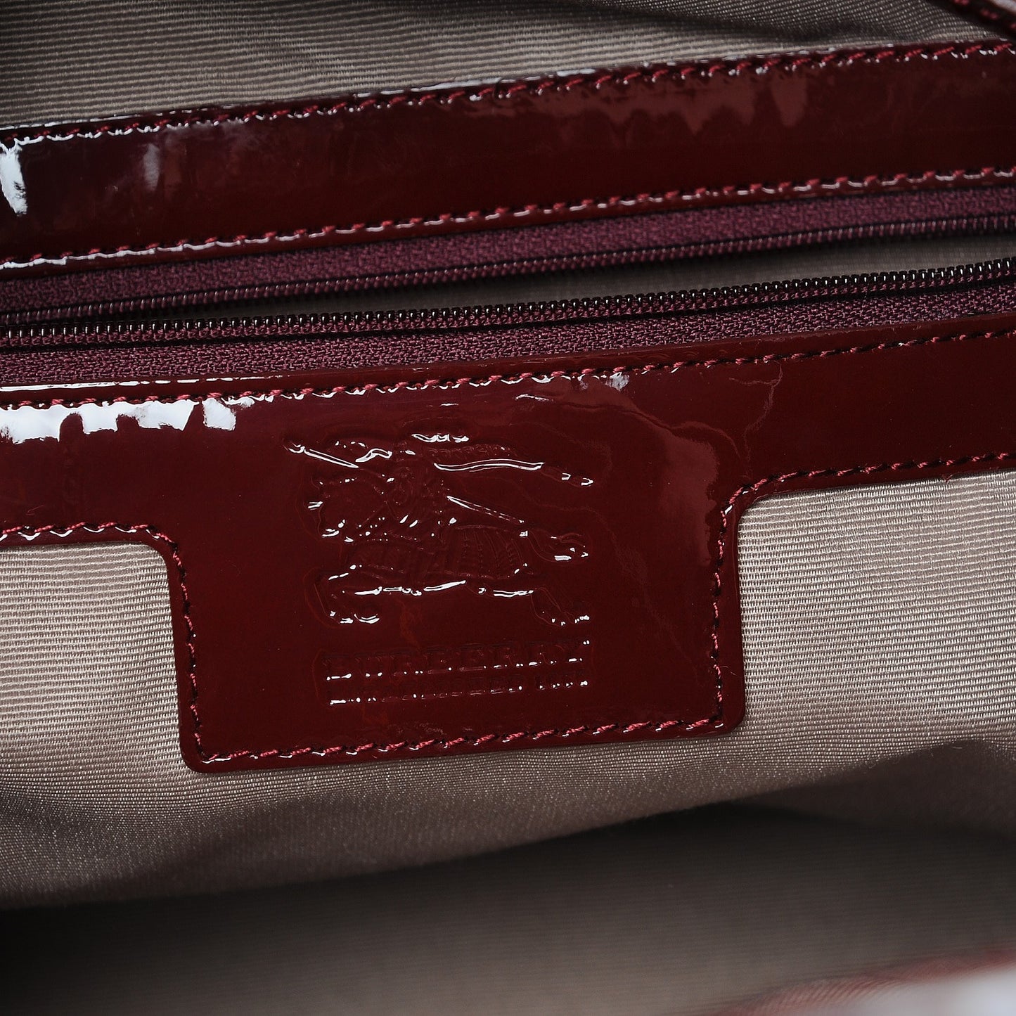 Supernova Check Drawstring Tote Berry Red