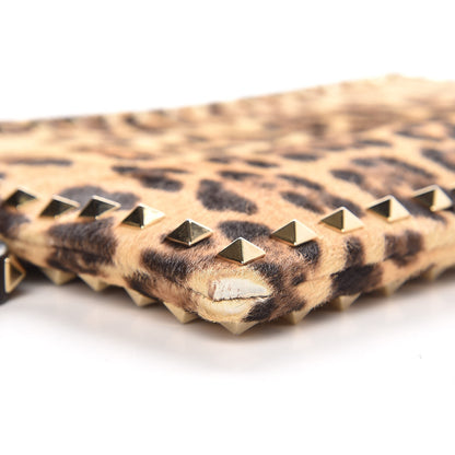 Valentino Garavani Calf Hair Leopard Print Rockstud Zip Wristlet Pouch Leopard 9 of 10