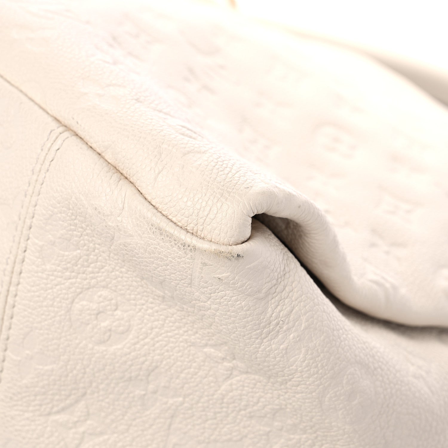 Louis Vuitton Empreinte Artsy MM Neige 11 of 14