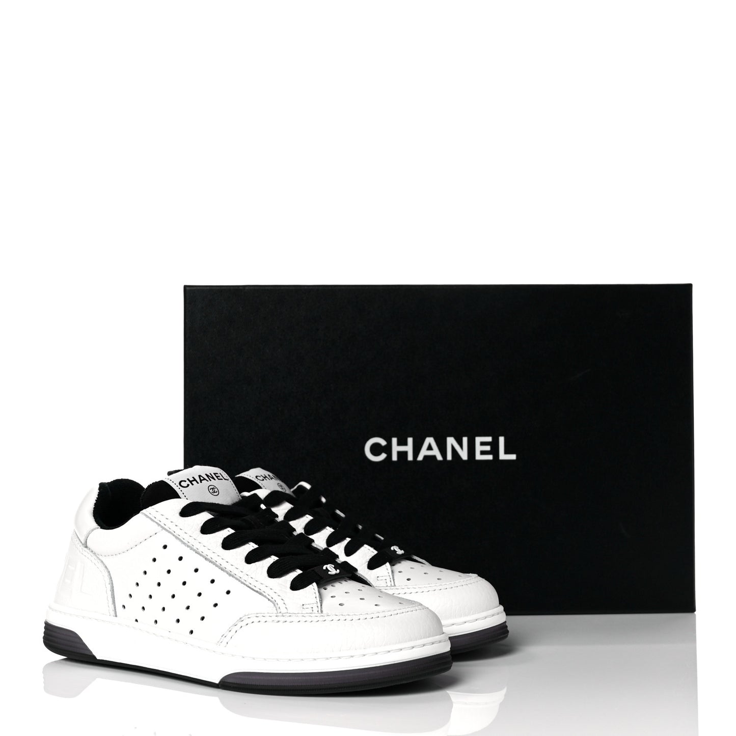 Grained Calfskin Fabric Womens Logo Sneakers 35.5 White Black