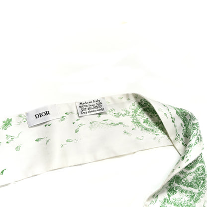 Christian Dior Silk ABCDior "P" Mitzah Scarf Vert 4 of 4