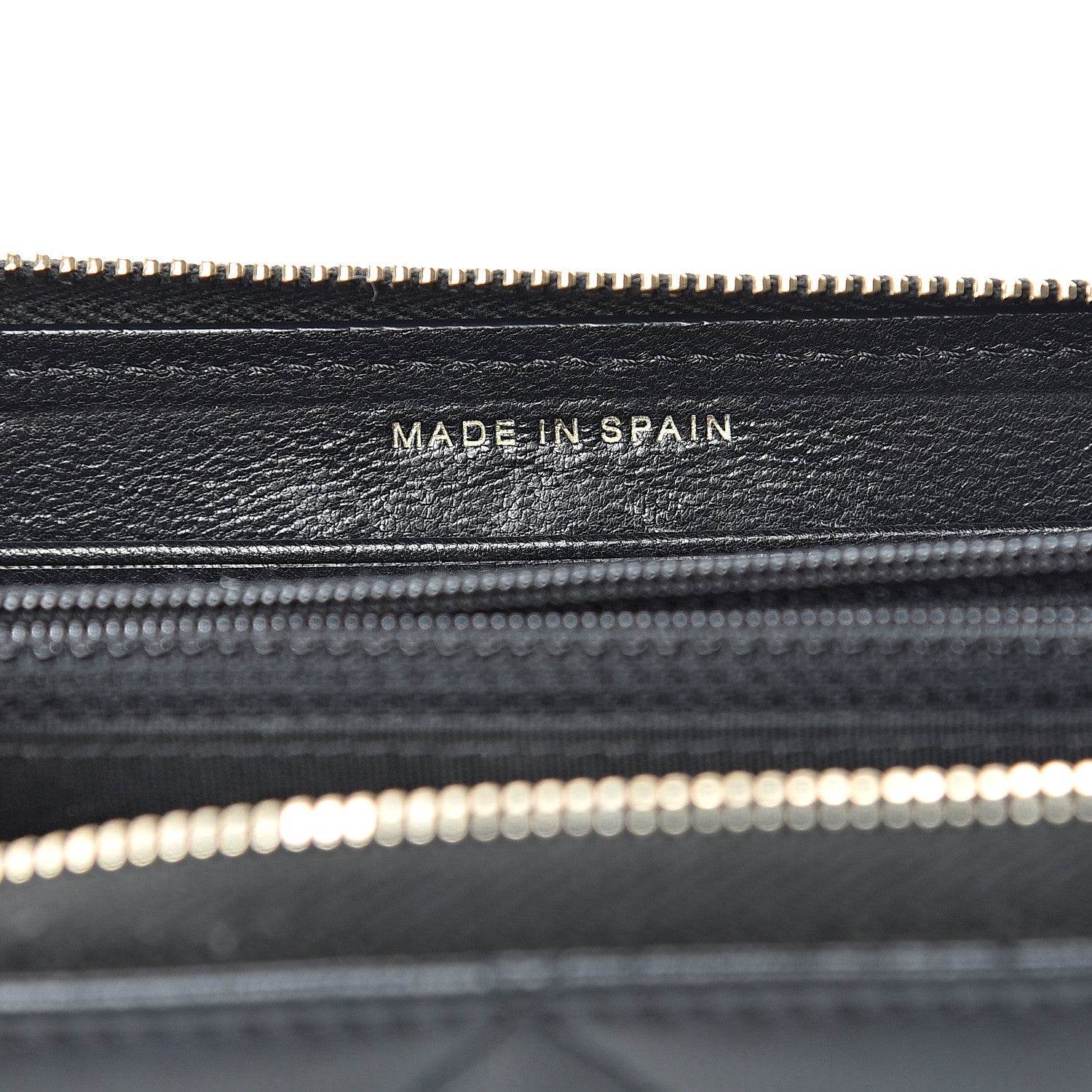 Chanel Lambskin Quilted 19 Zipped Wallet Black 6 of 11