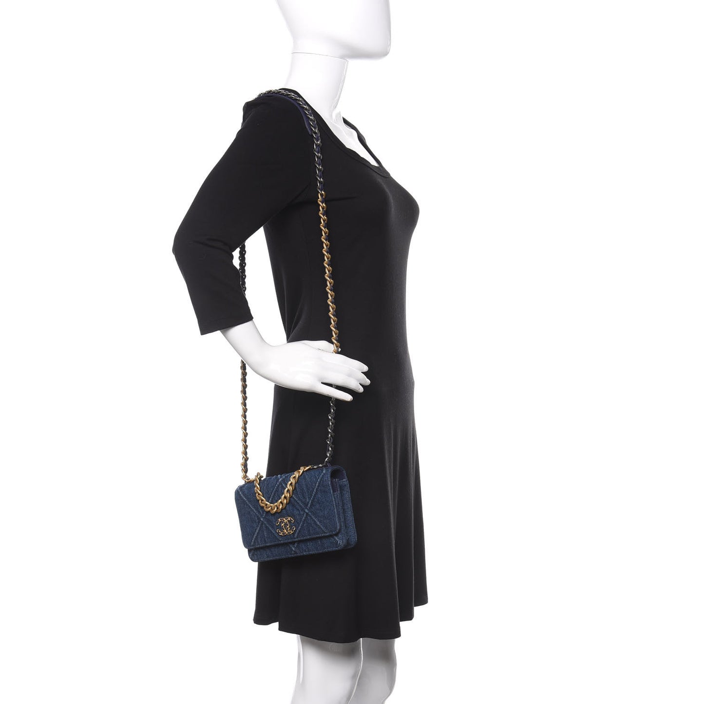 Denim Quilted 19 Wallet On Chain WOC Blue