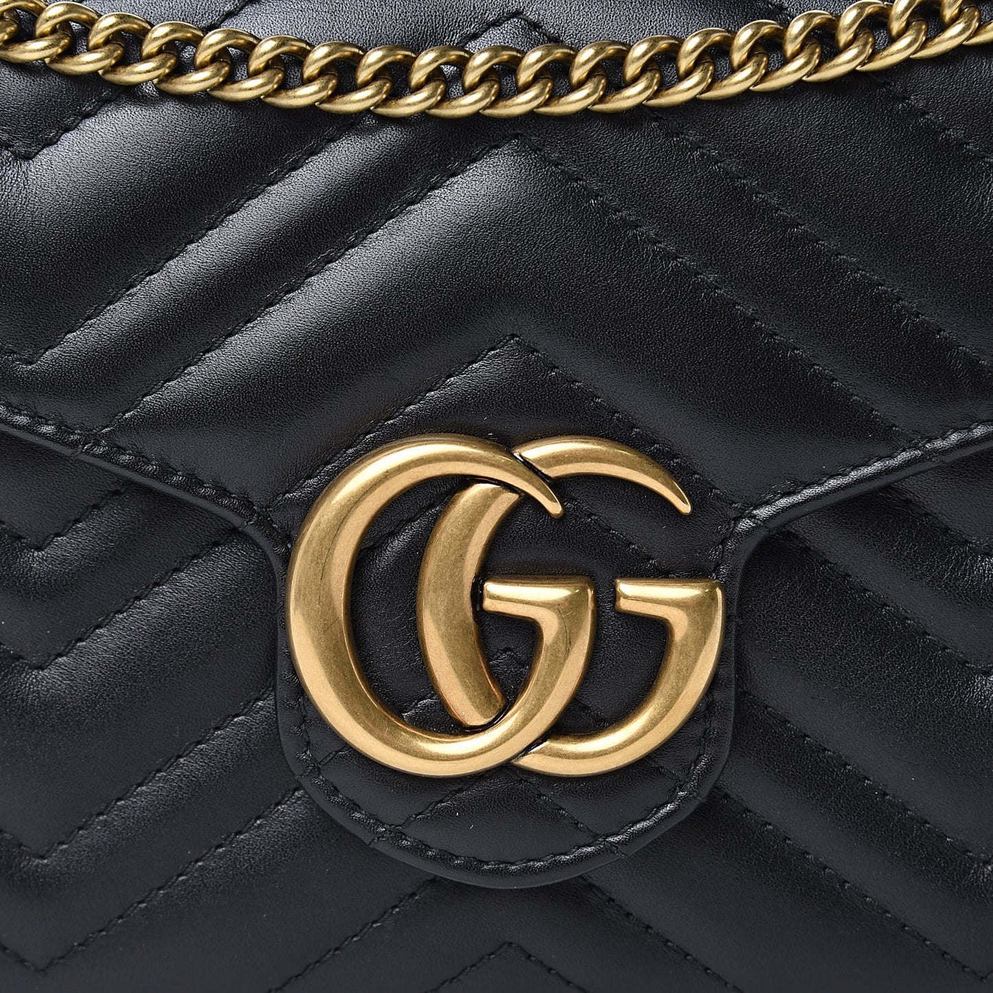 Calfskin Matelasse GG Marmont Chain Wallet Black