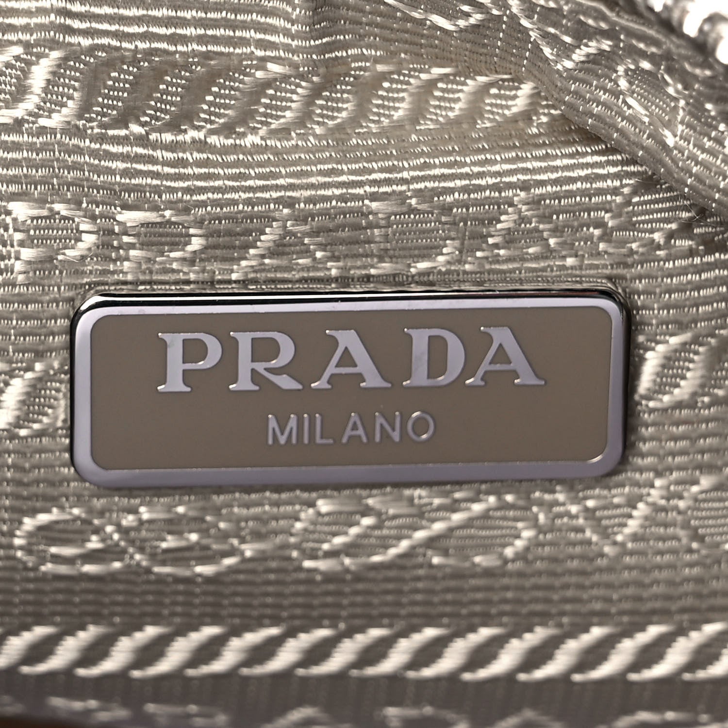 Prada Nylon Re-Edition 2005 Shoulder Bag Deserto 5 of 8