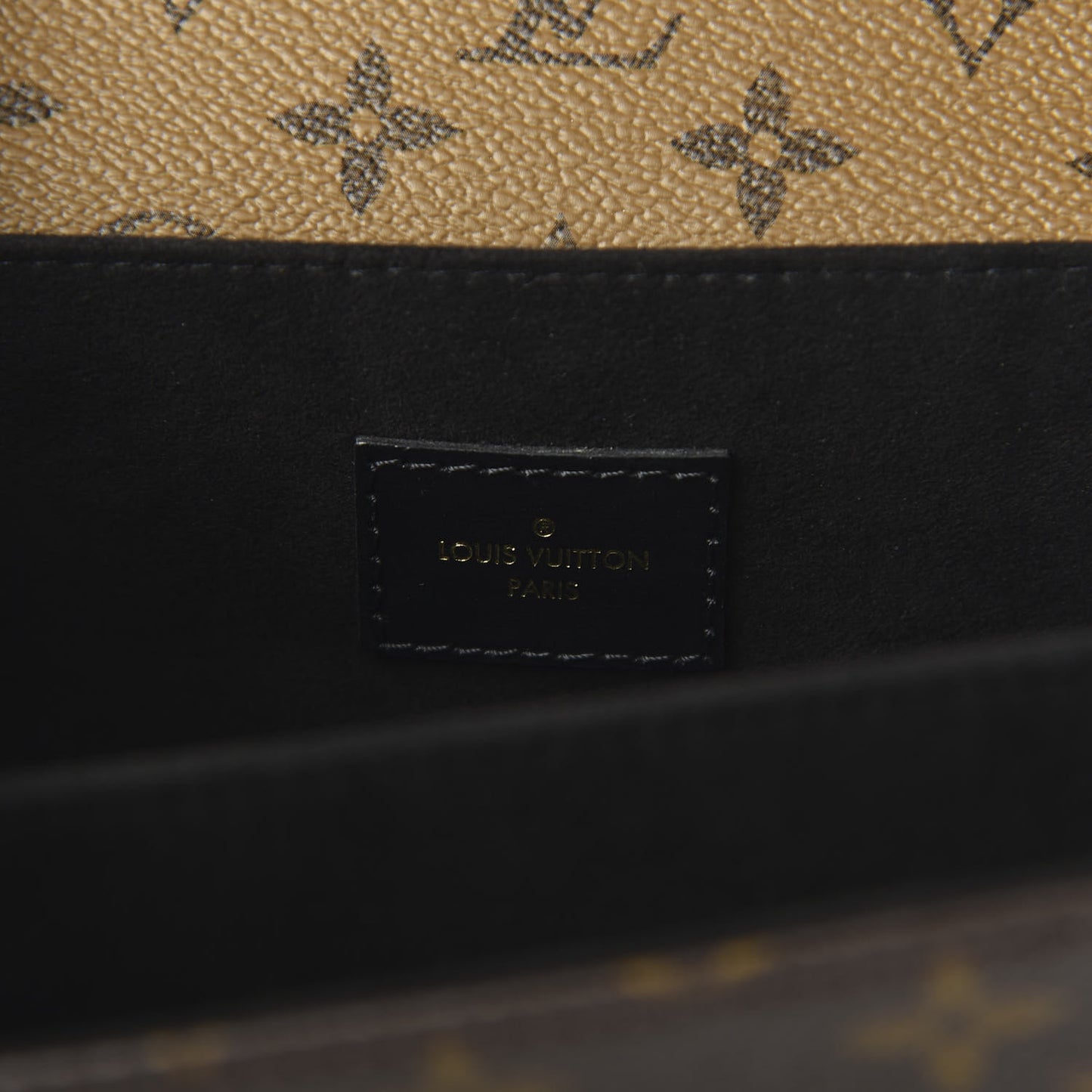 Reverse Monogram Pochette Metis
