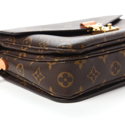 Louis Vuitton Monogram Pochette Metis 6 of 10