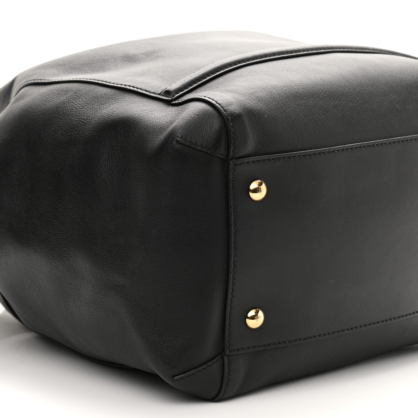 Vitello Grace King Karligraphy Chain Bucket Bag Black Bisquit