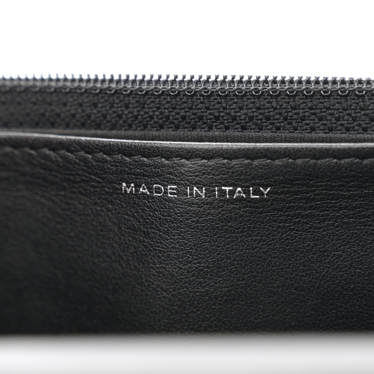 Lambskin Chevron Quilted Wallet On Chain WOC Black