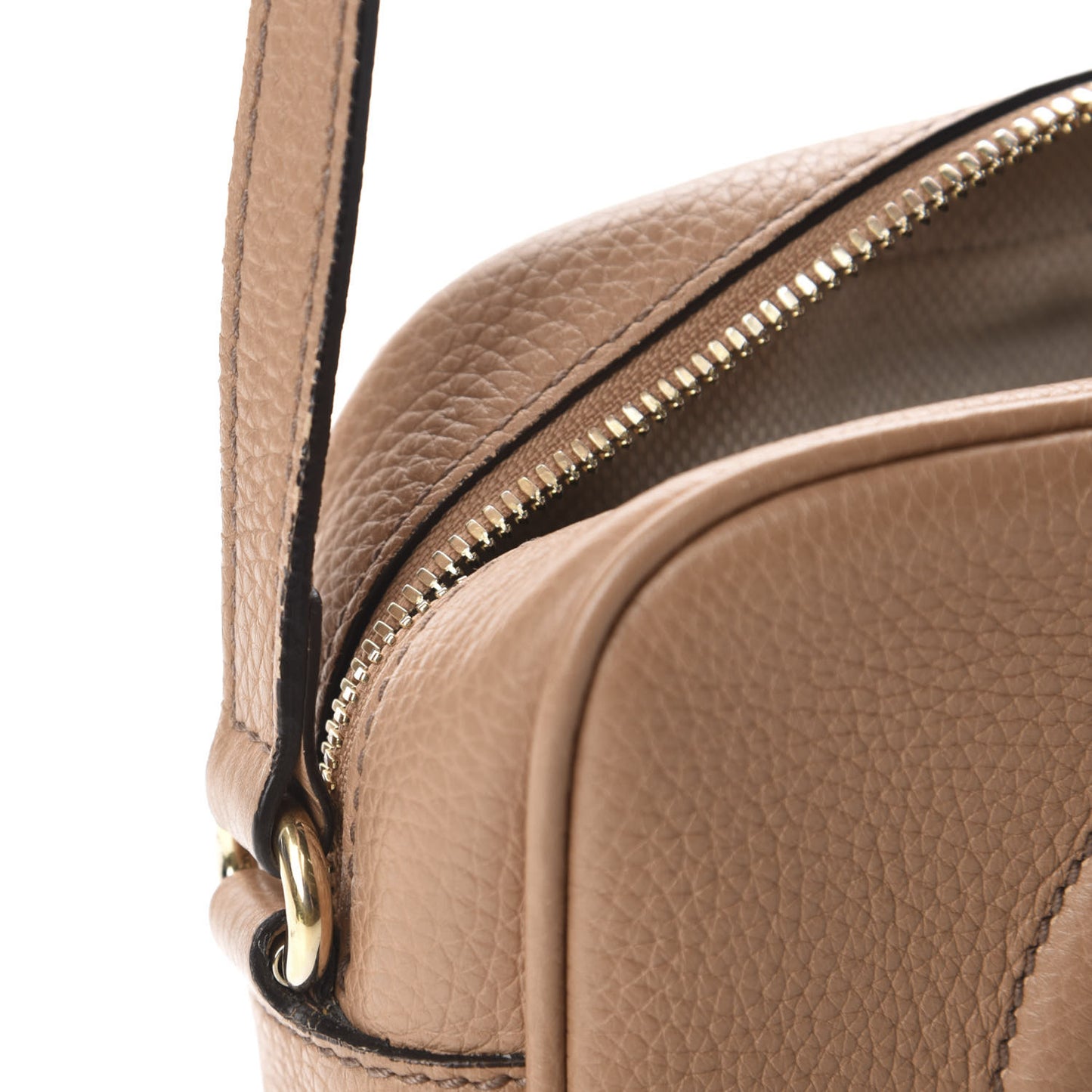 Pebbled Calfskin Small Soho Disco Bag Camelia