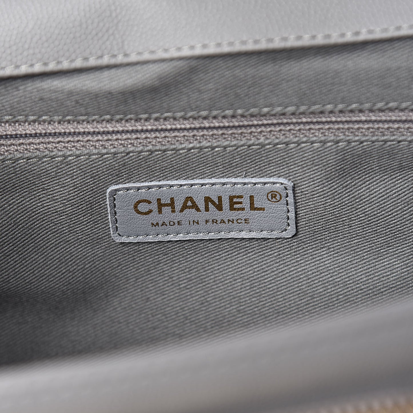 Caviar Quilted Large Business Affinity Flap Grey