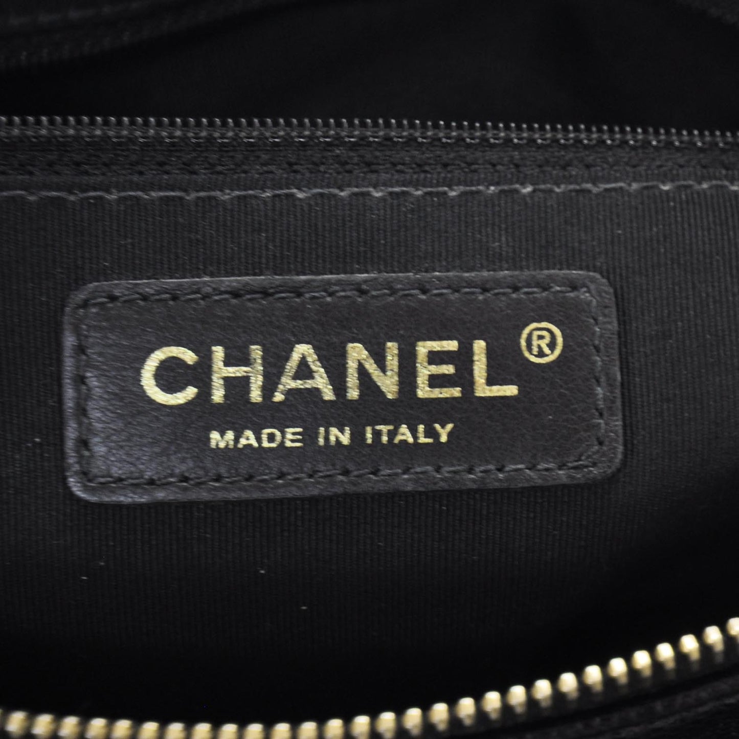 Caviar Quilted Petit Timeless Tote PTT Black