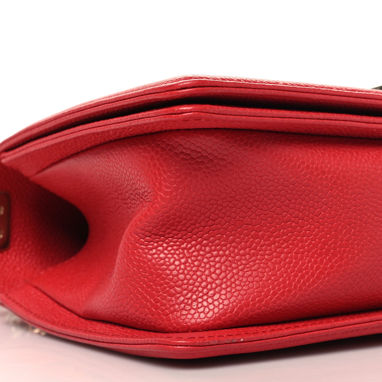 Caviar Quilted Medium Boy Flap Light Red