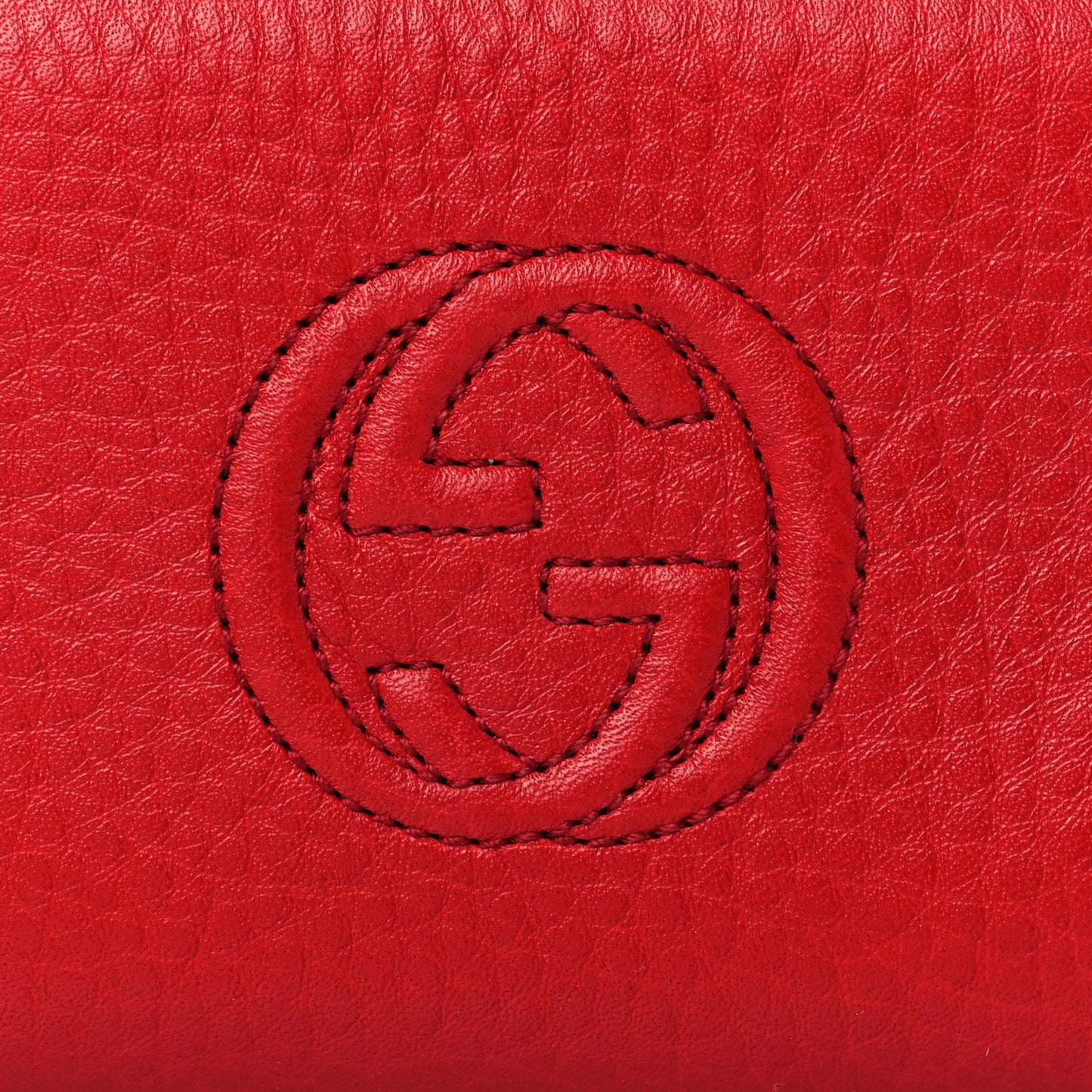 Pebbled Calfskin Soho Compact Disco Zip Around Wallet Tabasco Red