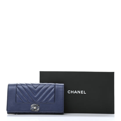 Chanel Sheepskin Chevron Quilted Mademoiselle Vintage Flap Wallet Navy 9 of 9
