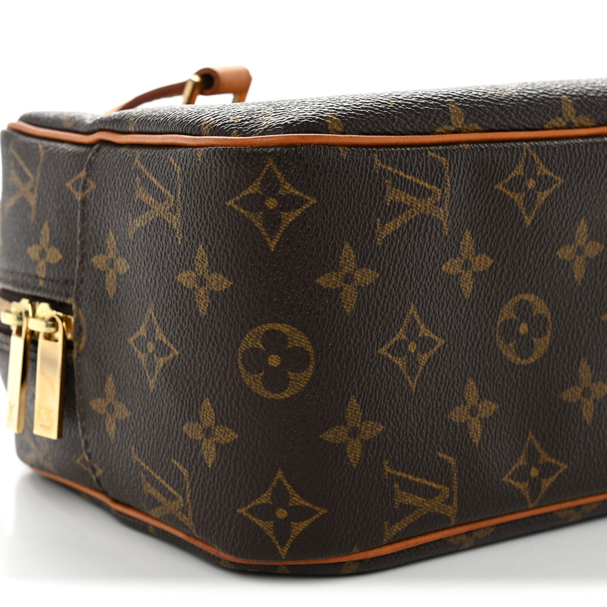Louis Vuitton Monogram Cite MM 7 of 9