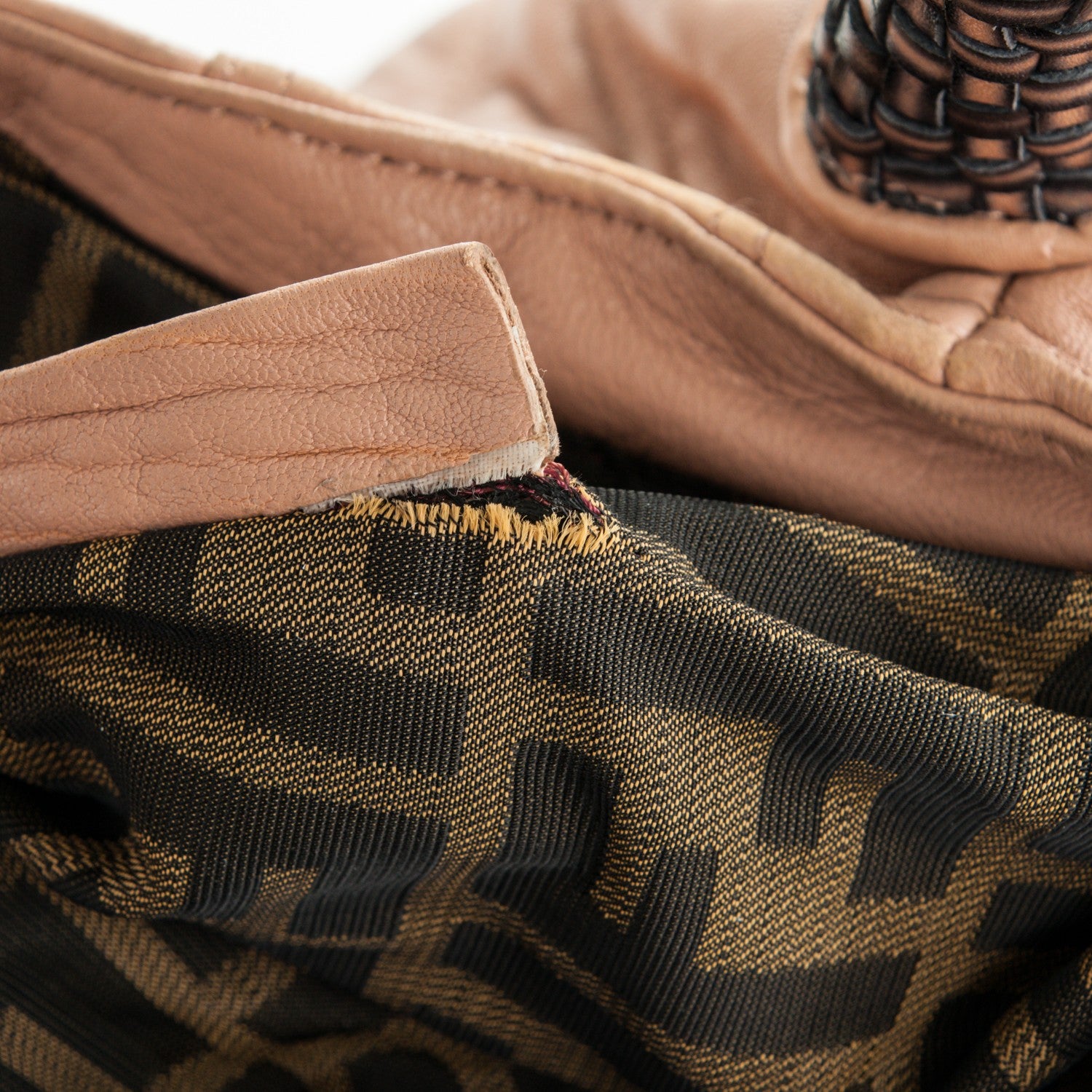Fendi Nappa Nuvolata Spy Biscotto 9 of 9